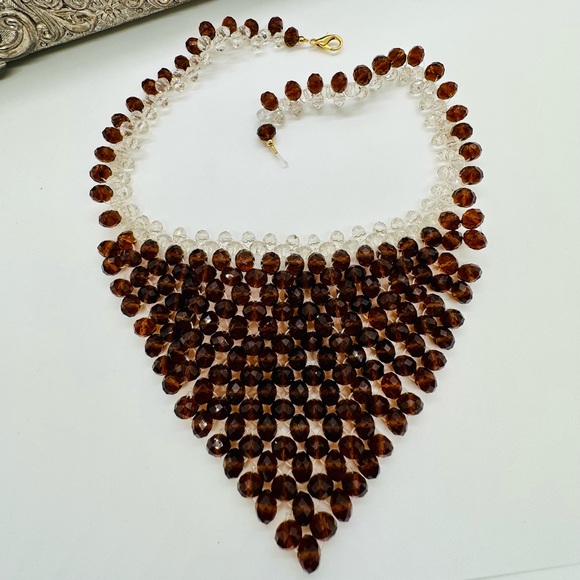 Beautiful Topaz Bead Statement Demi Necklace Set - Picture 12 of 17